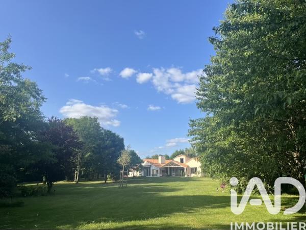 Maison à vendre 7 pièces 178 m² Chantonnay