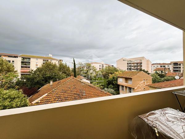 SAINT-RAPHAËL - LES ISCLES - 2 PIÈCES RÉNOVÉ ET CLIMATISÉ