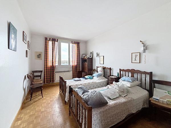 Appartement 3 pièces 80 m², ascenseur, stationnement, Montauban centre ville