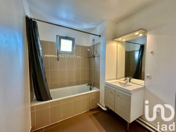 Appartement 3 pièces de 60 m² à Bobigny (93000)