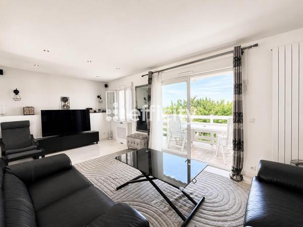Maison
         7 pièces
        - 180 m² 509 000 € *