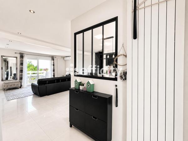 Maison
         7 pièces
        - 180 m² 509 000 € *