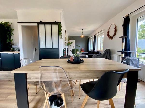 A VENDRE MAISON 3 CHAMBRES SUR LA COMMUNE DE CORSEUL AVEC JARDIN A 7KM DE SAINT JACUT DE LA MER ET 7 MIN DE DINAN