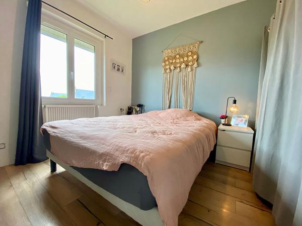 A VENDRE MAISON 3 CHAMBRES SUR LA COMMUNE DE CORSEUL AVEC JARDIN A 7KM DE SAINT JACUT DE LA MER ET 7 MIN DE DINAN