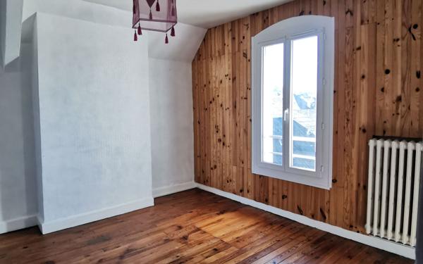 Maison à vendre    6 pièces • 124 m2 Brive-la-Gaillarde