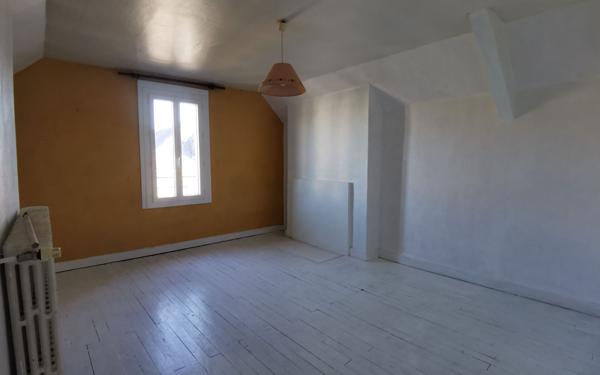 Maison à vendre    6 pièces • 124 m2 Brive-la-Gaillarde