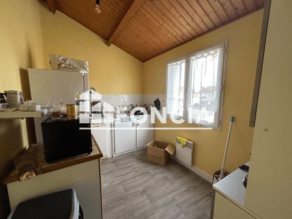 Location Appartement 2 pièces 52.44 m² - 76 RUE CARNOT Challans 85300