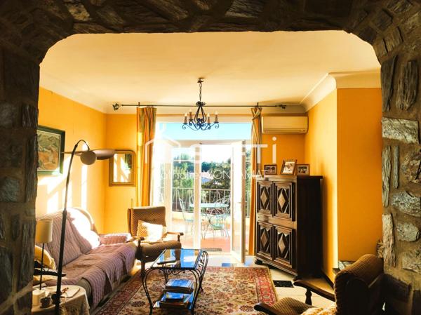 Charmante Maison de ville en 2 Faces, T6, Terrasse