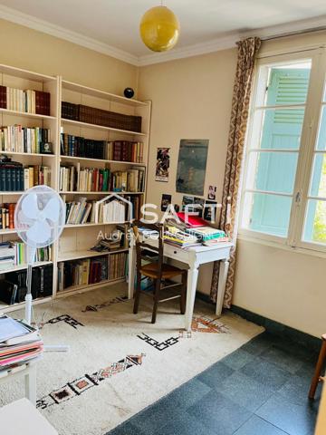 Maison à Rénover avec Grand Jardin