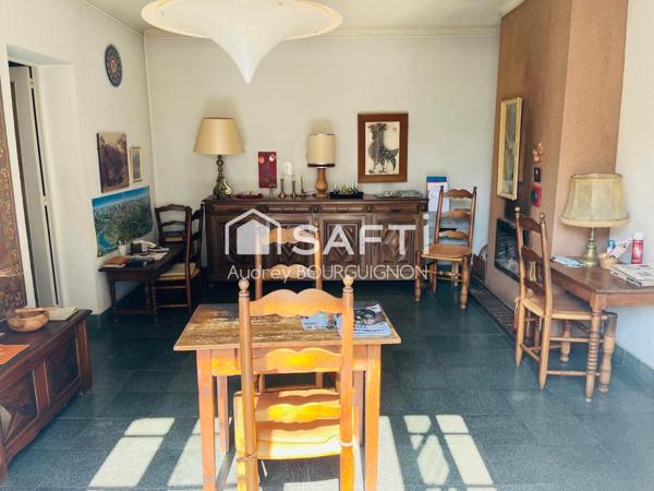 Maison à Rénover avec Grand Jardin