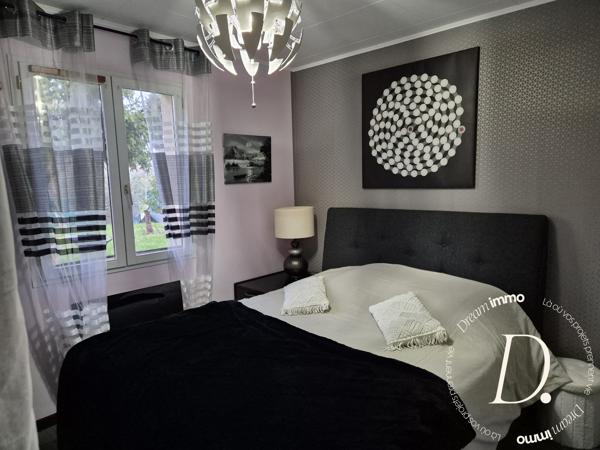 SEJOUR AVEC VERANDA ET CUISINE AMERICAINE 50 M²