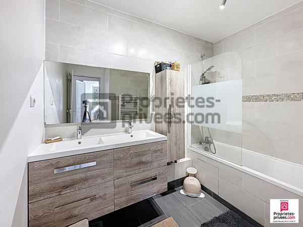 Appartement 83 m2 AVEC TERRASSE