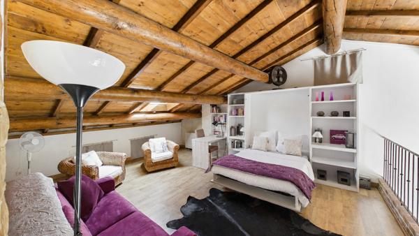 Domaine en pierre de 675 m² avec piscine sur près de 3 ha - Roquemaure Roquemaure