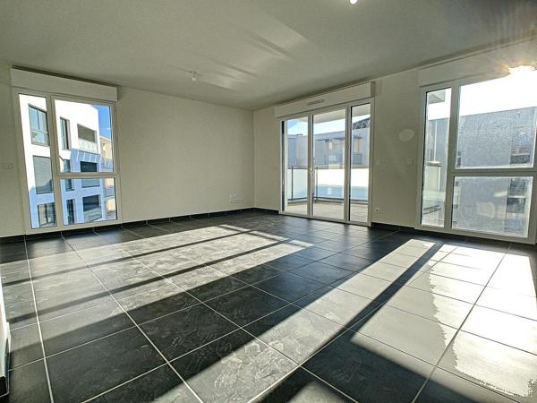 LOI PINEL – T3 – 65.65 m² – GARAGE – 69150 – DECINES CHARPIEU