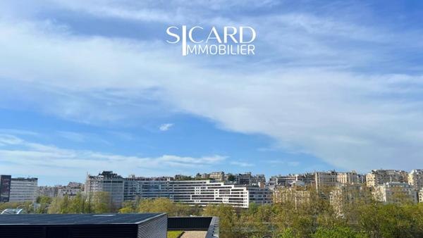 Vue Seine en étage – Beaugrenelle