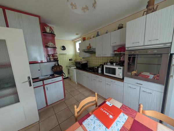 Superbe habitation proche de toutes commodité avec possibilité d investissement