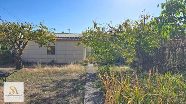 Maison de plain-pied avec jardin clos et garage – Carcassonne
