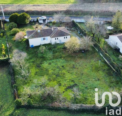 Maison à vendre 4 pièces 93 m² Roullet-Saint-Estèphe