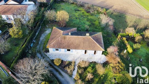 Maison à vendre 4 pièces 93 m² Roullet-Saint-Estèphe