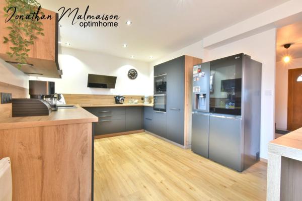 COUP DE CŒUR – Maison familiale avec 6 600 m² de terrain, proche forêt