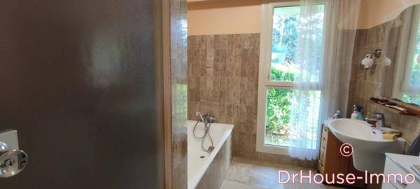 Maison à vendre 8 pièces de 378 m²