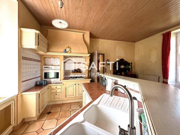 Maison de charme, 142m2, 4 chambres, jardin.