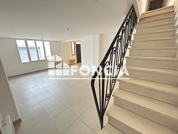 Location Maison 4 pièces 113 m² - 112 BOULEVARD DIDEROT Lunel 34400