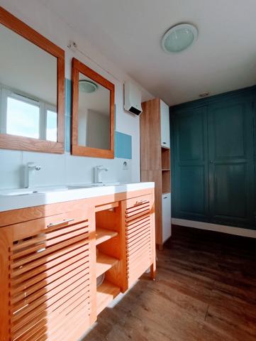 Maison 10 pièces - 325 m² Exclusivité efficity