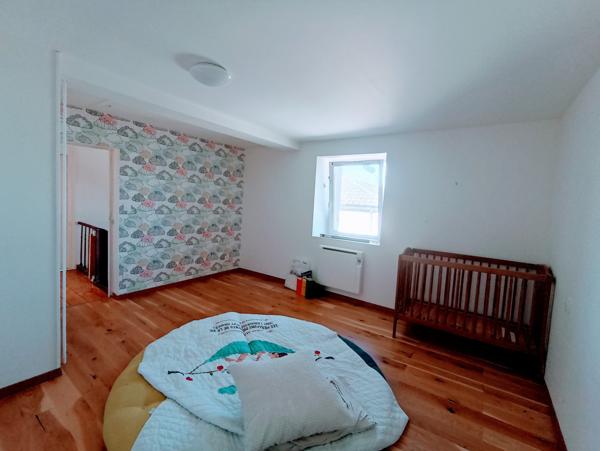 Maison 10 pièces - 325 m² Exclusivité efficity