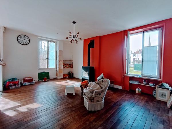 Maison 10 pièces - 325 m² Exclusivité efficity