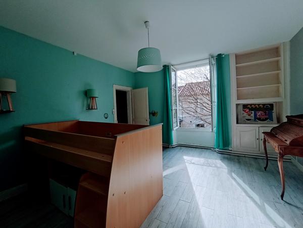 Maison 10 pièces - 325 m² Exclusivité efficity