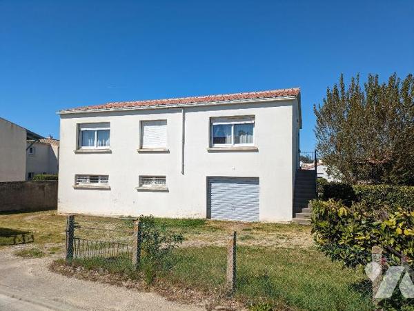 EXCLUSIVITÉ - BRETIGNOLLES-SUR-MER - A proximité des commerces et à 5 minutes des plages, profi...
