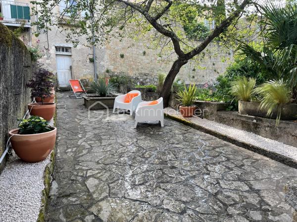 Maison de ville de 339 m²