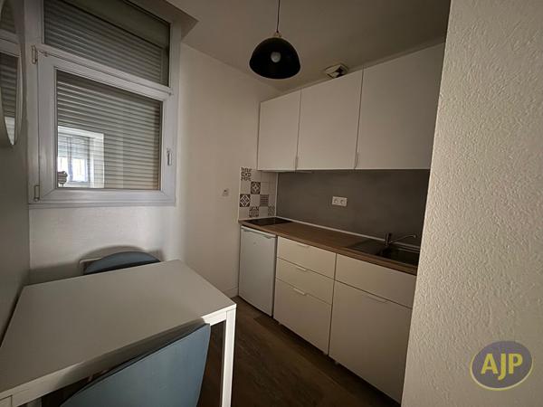 Location appartement Bordeaux : 750 € - AJP Immobilier Bordeaux Chartrons