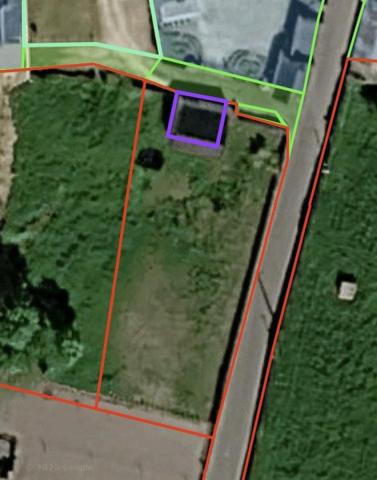 Très joli terrain à construire au calme et proche des commerces !