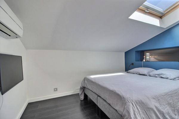 CARQUEIRANNE, T4 duplex dernier étage de 131.73 m² en surface utile