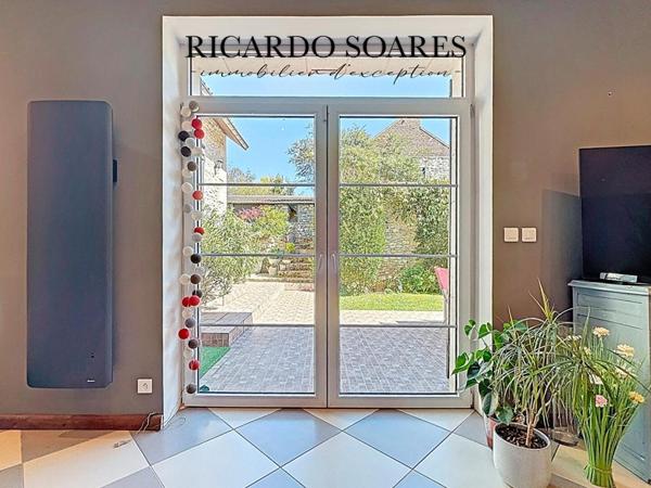 60320 BÉTHISY-SAINT-PIERRE / MAGNIFIQUE LONGÈRE RÉVONÉE 199m2 / 5 CHAMBRES / 1 SUITE PARENTALE / TERRASSE ET JARDIN