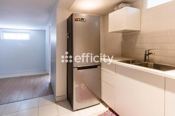 Maison
         7 pièces
        - 160 m² Bien prestige 850 000 € *
