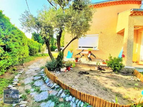 Maison à louer 4 pièces 94.65m² Camaret-sur-Aigues (84850)