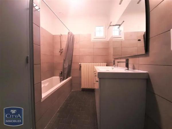 Maison à louer 4 pièces 94.65m² Camaret-sur-Aigues (84850)