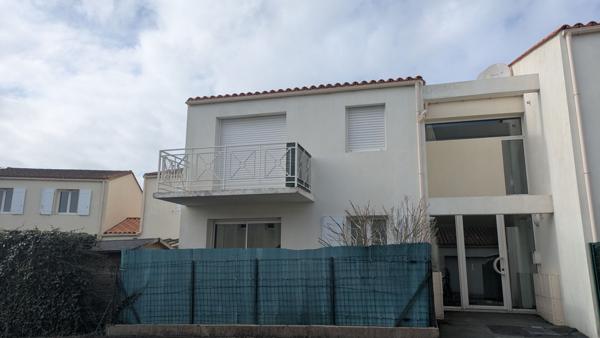 Appartement 3 pièces à vendre Lagord - 17140 / Réf: 269LR