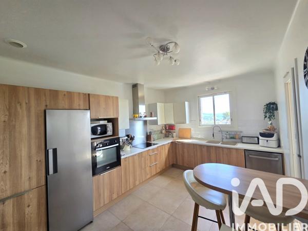 Maison à vendre 8 pièces 262 m² La Seyne-sur-Mer