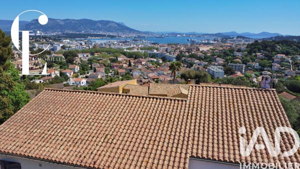 Maison à vendre 8 pièces 262 m² La Seyne-sur-Mer