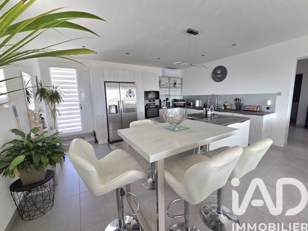 Maison à vendre 8 pièces 262 m² La Seyne-sur-Mer