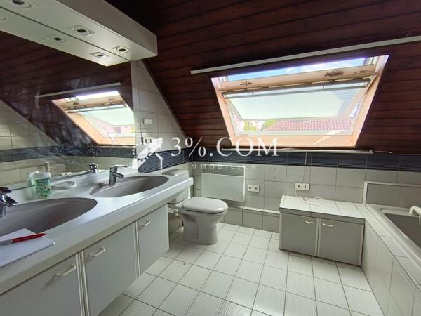 Maison 5 pièce(s) 3 chambre(s) 130 m²