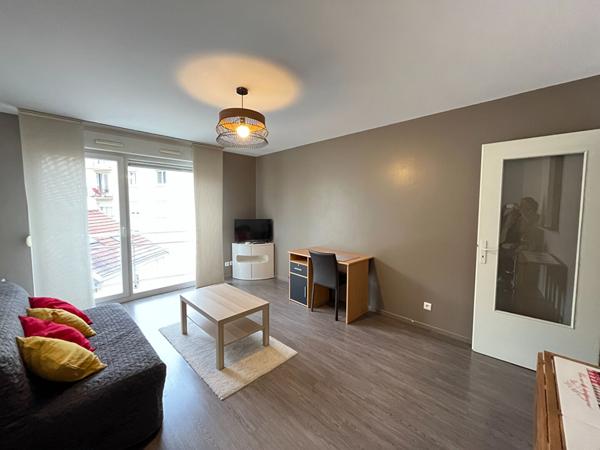 TYPE 2 meublé, REIMS - LA HAUBETTE