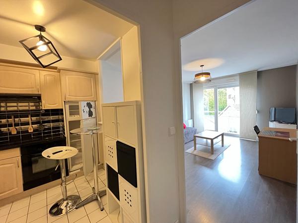 TYPE 2 meublé, REIMS - LA HAUBETTE