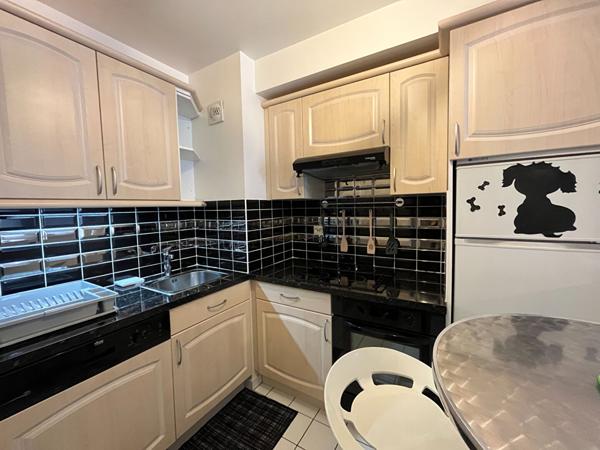 TYPE 2 meublé, REIMS - LA HAUBETTE