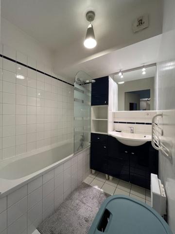 TYPE 2 meublé, REIMS - LA HAUBETTE