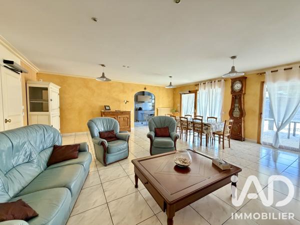 Maison à vendre 7 pièces 181,67 m² Montaigu-Vendée